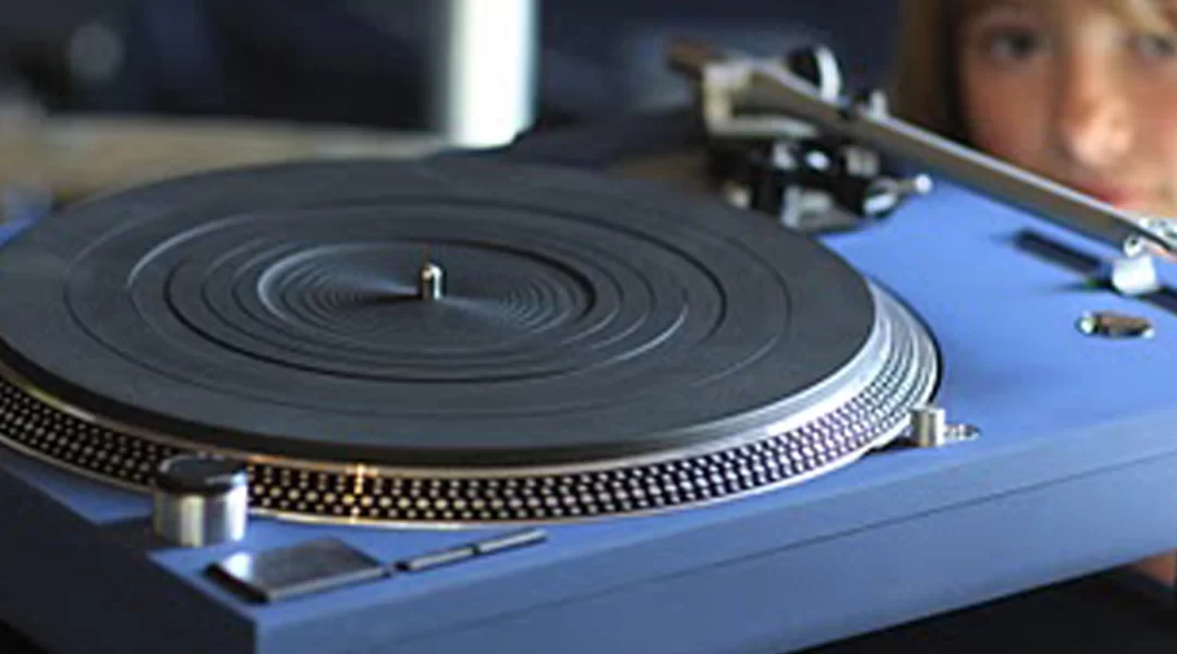 Új Zu lemezjátszó – Technics SL 1200 alapokon